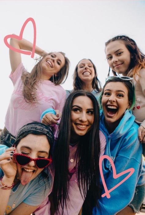 Cimorelli Sisters, Lauren Cimorelli, Cimorelli, Movie Facts, Mood Songs, Music Aesthetic, Now And Forever, Meme Faces, Girl Bands