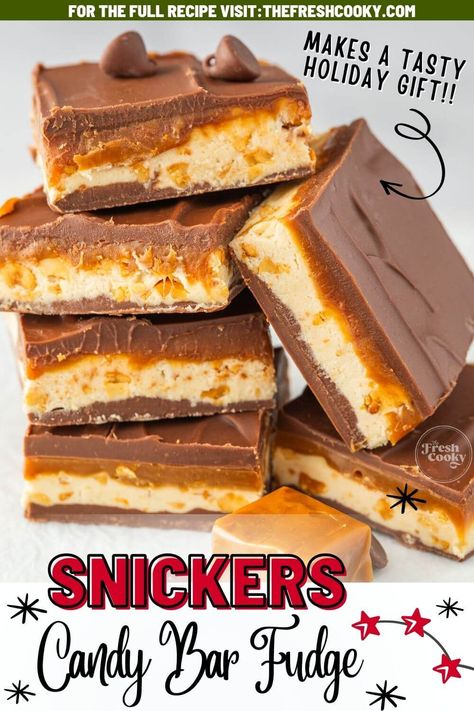 Your loved ones will start looking forward to receiving your tasty Snickers fudge--it makes a great holiday gift! Get the easy recipe from thefreshcooky.com #snickersfudge #candyrecipe Candy Bar Fudge, Snickers Fudge, Homemade Snickers Bars, Gluten Free Fudge, Homemade Candy Bars, Snickers Candy Bar, Hot Chocolate Fudge, Snickers Candy, Sweet Milk