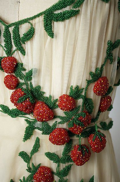 Couture Embroidery, Instagram Analytics, Red Fruit, 1940s Fashion, Historical Costume, Embroidery Fashion, Embroidery Inspiration, Ribbon Embroidery, Historical Fashion