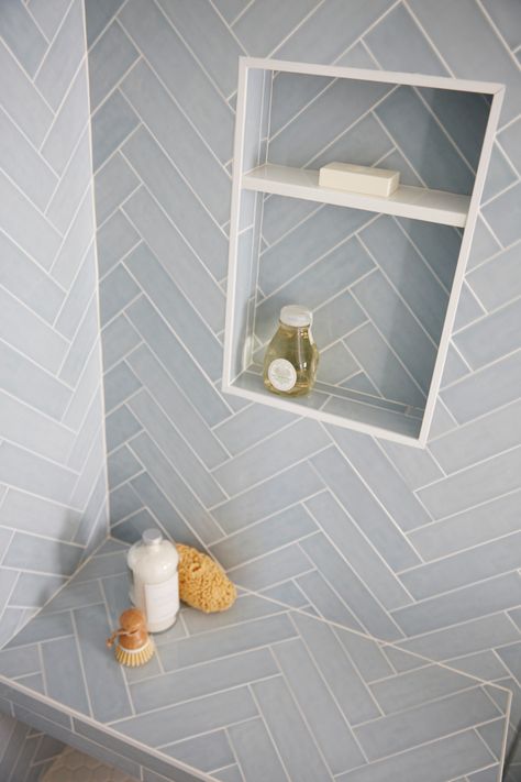 Herringbone Shower Tile With Niche, Tub With Herringbone Tile Walls, Gray Herringbone Shower Tile, Shower Tile Herringbone, Herringbone Niche, Shower Bench Tile, Tiled Shower With Bench, White Herringbone Tile Bathroom, Herringbone Shower Wall