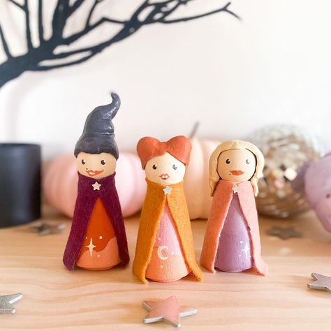 Boho Twists, Wood Peg Dolls, Dolls Diy, Yarn Dolls, Doll Diy Crafts, Sanderson Sisters, Fall Halloween Crafts, Halloween Diy Crafts, Thanksgiving Fun