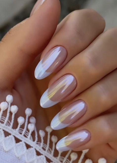 Hailey Bieber Glazed Donut Nails, French Chrome Nails, Chrome French Tip, Glazed Donut Nails, Classy Almond Nails, Donut Nails, Chrome French, White Chrome Nails, French Tip Press On Nails