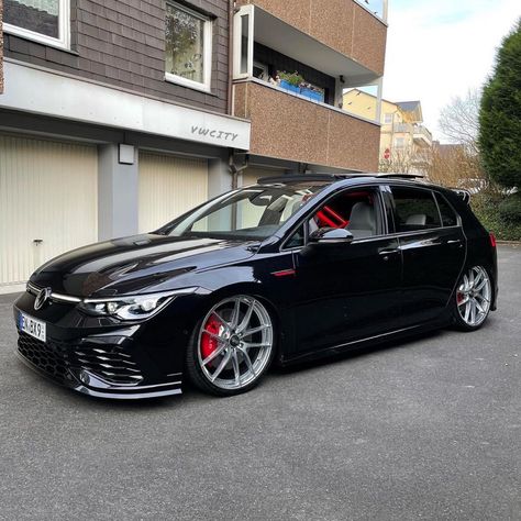 GOLF 8 GTI 😎 . Follow: @vw.city 🚗: @black_cs8 . #golf8gti #golfgti #gticlubsport #golf8 #golfr #vwgolf #volkswagen #vwcity #golfmk8 Golf 8 Gti, Vw Golf R Mk7, Golf R Mk7, Volkswagen Golf Mk1, Golf 8, Volkswagen Golf R, Golf Mk2, Golf 5, Golf 6