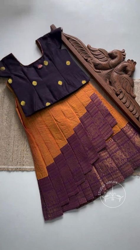 Traditional Dresses For Kids, Indian Traditional Dresses, Traditional Baby Dresses, Baby Dress Diy, Indian Ethnic Wear For Women, Kids Ethnic Wear, Kids Dress Collection, Kids Blouse Designs, Ethnic Wear For Women