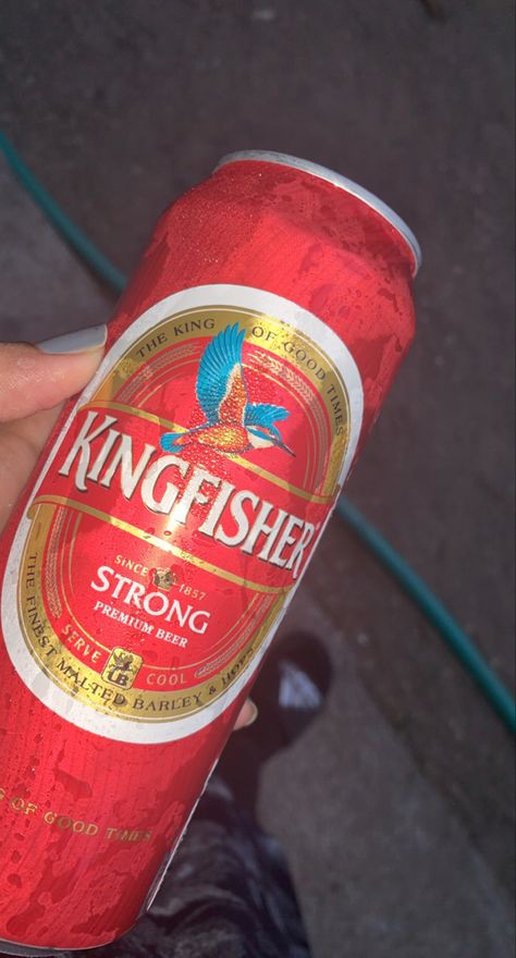 Drink Asthetics Photos, Kingfisher Beer Snapchat Story, Beer Snaps Snapchat, Fake Beer Snaps, Kingfisher Beer Snap, Beer Pics Snapchat, Bike Lovers Couple Photography, Wine Snap, Beer Pic