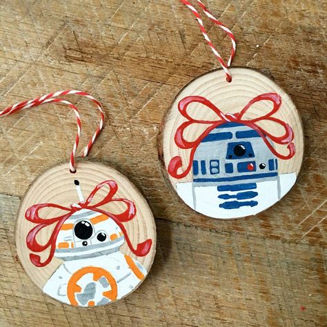 Christmas Decoration For Kids, Christmas Decoration House, Star Wars Christmas Ornaments, Star Wars Christmas Tree, Christmas Orniments, Christmas Hand Painted, Star Wars Bb8, Circle Crafts, Christmas Crafts To Sell