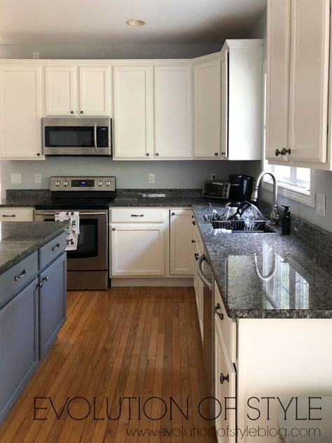 Westhighland White - Sherwin Williams White Cabinets Black Granite, Hampton Kitchen, Farm Style Kitchen, White Kitchen Cupboards, Sherwin Williams White, Painting Oak Cabinets, House Makeovers, New Countertops, Kitchen Cabinet Remodel