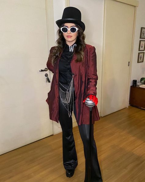 Willy Wonka Outfit Ideas, Fantasia Willy Wonka, Willy Wonka Disfraz, Willy Wonka Halloween Costumes, Willy Wonka Costume Women, Hollywood Costume Ideas, Willy Wonka Outfit, Willy Wonka Halloween, Wonka Costume