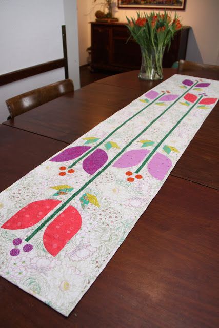 Easter Quilts Wall Hangings, Easter Table Runner Pattern, Tiptoe Through The Tulips, Tulips Pattern, Eucalyptus Flowers, Applique Table Runner, Summer Table Runner, Easter Table Runners, Spring Table Runner