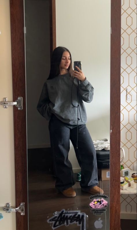 Cute Bummy Outfit, October Fits, Cute Bummy Outfits, Streetwear Inspo, Ootd Inspo, Outfit Inspo Casual, Cute Lazy Outfits, Looks Black, Streetwear Fashion Women