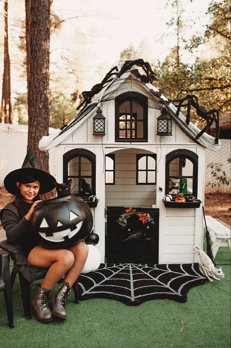 Halloween Playhouse Decor, Little Tykes Halloween House, Black And White Playhouse, Halloween Kids Playhouse, Haunted House Playhouse, Gothic Playhouse, Halloween Cat Decor, Spooky Playhouse, Redo Playhouse