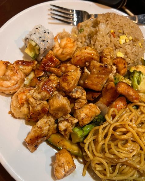 Hibachi Aesthetic, Chicken Hibachi, Hibachi Recipes, Soul Food Dinner, Pasta Dinner Recipes, Food Spot, Food Babe, Man Food, Yummy Comfort Food