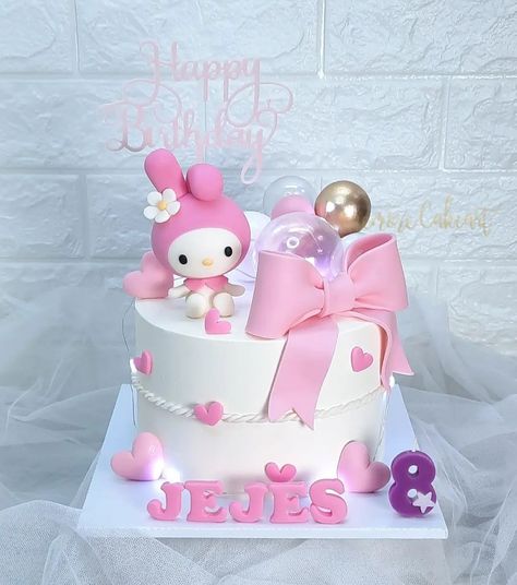 My Melody Birthday Cake, My Melody Cake, Melody Cake, Kuromi Cake, Fancy Birthday Cakes, Hello Kitty Theme Party, Fancy Birthday, Hello Kitty Birthday Party, Hello Kitty Themes