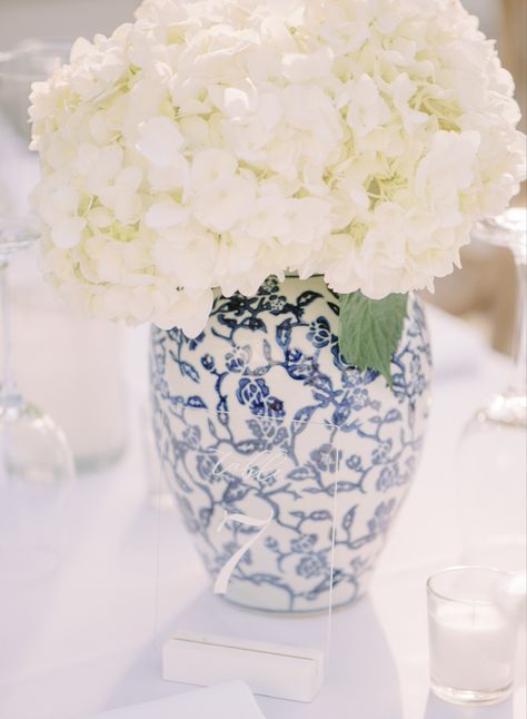 My wedding wouldnt be complete without ginger jars #gingerjar #chinoiserie #blueandwhite #blueandwhiteforever #weddingflowers #weddingideas #weddingdecor #weddinginspiration #weddingdesign #southernliving Ginger Jar Flower Arrangements, Ginger Jar Bridal Shower Decor, Ginger Jar Baby Shower Decor, Ginger Jar Hydrangeas, Blue And White Ginger Jar Wedding, Ginger Jar With Flowers, Blue White Weddings, Southern Living, Ginger Jars