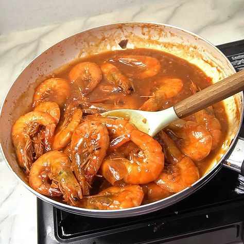 Buttered Garlic Shrimp, Miki Filipino Recipe, Filipino Miki Recipe, Filipino Shrimp Recipe Coconut Milk, Buttered Shrimp Recipe Garlic Filipino, Baked Baby Potatoes, Food For The Gods Recipe Filipino, Recipes Filipino, Buttered Shrimp Recipe