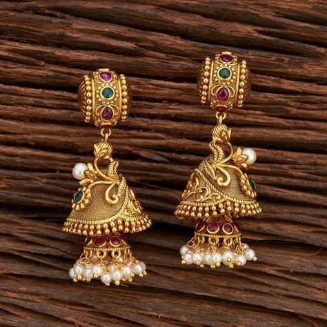 Gold jhumka dizain Indian Earrings Gold, Temple Earrings, Gold Jewelry Prom, Gold Earrings For Kids, Earrings Kundan, Gold Jhumka, Bridal Jewellery Earrings, Gold Jewels Design, Neck Pieces Jewelry