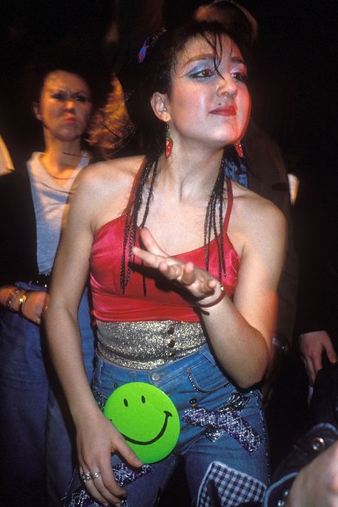 I’ve never noticed this before, but she’s actually really beautiful. Rave Culture Fashion, 90s Rave Aesthetic, 90s Rave Fashion, Berlin Rave Fashion, Berlin Rave, Acid House Rave, Berlin Nightlife, Rave Aesthetic, What's Your Name