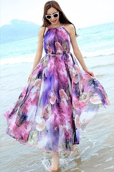 This white and purple floral dress is full and flattering, Look good & feel great with the dress, When you are walking! Photoshoot Plus Size, Floral Dress Outfit Summer, Beach Bridesmaid, Beach Bridesmaids, Floral Dress Outfits, Beach Holiday Dresses, Spring Outfits Dresses, Maxi Dress Sleeveless, Plus Size Summer Dresses