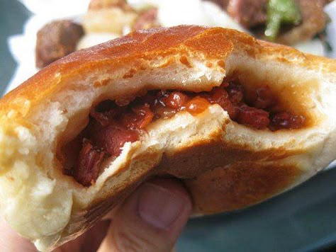 Pork Bun Recipe, Bbq Pork Buns Recipe, Chinese Buns, Siu Bao, Chinese Bun, Pork Bun, Braised Chicken Breast, Dim Sum Recipes, Chinese Bbq Pork