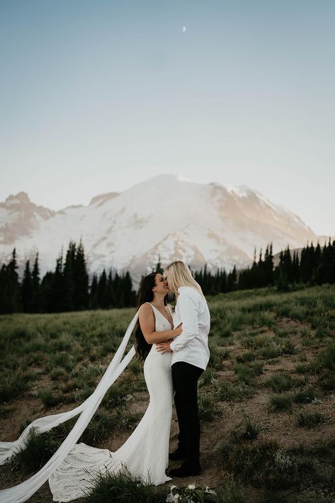 How to Choose the Best Location for Your Mt Rainier Elopement Wlw Wedding, Where To Elope, Mt Rainier, Elopement Locations, Best Location, Elopement, To Learn, National Park, National Parks