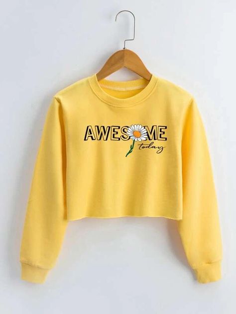 Girls Daisy And Letter Graphic Crop Sweatshirt | SHEIN USA Crop Top Print Designs, Girls Tshirt Design, Cropped Sweatshirt Outfit, Funny America Shirts, Boat Neck Blouse Design, Cute Jumpers, Girls Sweatshirts, Crop Top Designs, Pajama Outfits