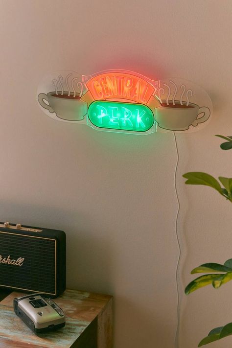 Oh My Gunther! Urban Outfitters Released a Central Perk Neon Sign All Friends Fans Need College Bathroom, Dorm Bathroom, Music Girl, Friends Merchandise, Neon Room, Friends Central Perk, Central Perk, Led Neon Signs, Led Neon