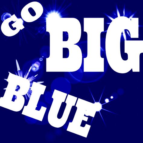 Go big blue Kentucky Wildcats Logo, Kentucky Wildcats Football, University Of Ky, Kentucky Football, Kentucky Sports, Kentucky Wildcats Basketball, Wildcats Basketball, Kentucky Girl, Big Blue Nation