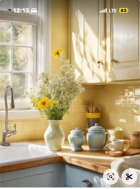 Cheerful Kitchen Ideas, Pale Yellow Kitchen Ideas, Yellow And Wood Kitchen, Small Kitchen Wall Colors, Home Decor Ideas Color Schemes, Yellow Wall Kitchen, Kitchen Design Palette, Yellow Walls Kitchen, Modern Kitchen Colors Schemes