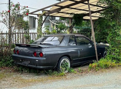 Jdm Japan, Abandoned Vehicles, Drift Car, Abandoned Cars, Drift Cars, Car Stuff, Vroom Vroom, Jdm, Japan