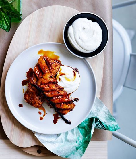 Caramelised pineapple with Sichuan pepper and vanilla yoghurt recipe | Momofuku Seiobo recipe :: Gourmet Traveller Caramelised Pineapple, Yoghurt Recipe, Pineapple Desserts, Sichuan Pepper, Easy Summer Meals, Fancy Desserts, Chef Recipes, Eat Dessert, Easy Summer