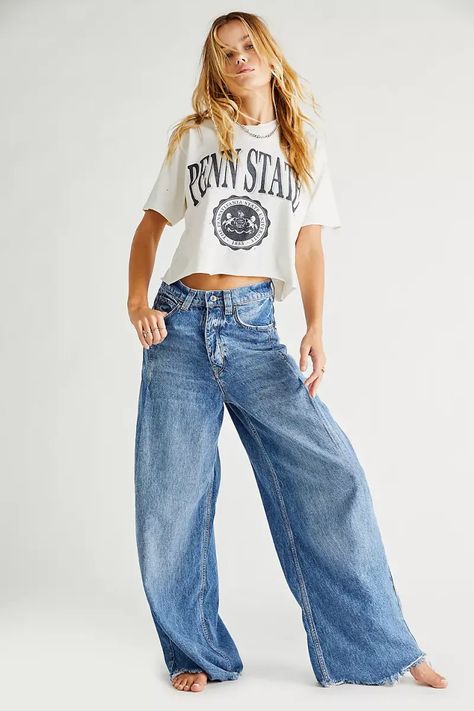 Slouchy Jeans, Oufits Casual, All Jeans, Free People Style, Free People Jeans, Blue Fits, Wide Legs, Old West, Baggy Jeans