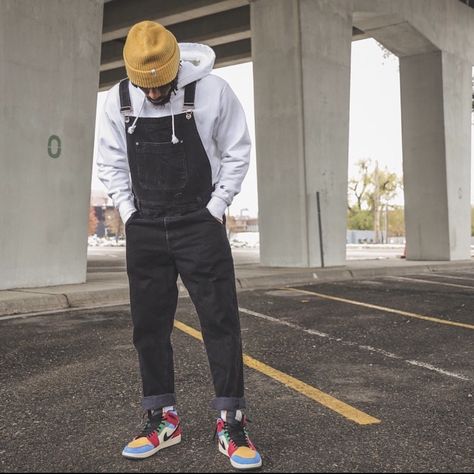 Men's Overalls Outfits, Mens Overall Outfit, Hoodie Overalls Outfit, Overalls Men Outfits, Beanie And Hoodie Outfit Men, Overalls Outfit Men Street Styles, Yezzy Outfits Men, Overalls Outfit Fall Men, Steeze Outfit