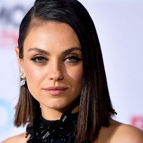 All about Beautiful Eyes: Celebrities With Attractive Eyes in the World Celebrities With Hazel Eyes, Celebrities With Green Eyes, Green Eyes Dark Hair, Mila Kunis Eyes, Amber Eyes Color, People With Brown Eyes, People With Green Eyes, Hazel Brown Eyes, People With Blue Eyes