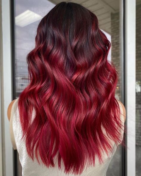 Dark Red Purple Hair, Red Velvet Hair Color, Dark Red Hair Dye, Deep Red Hair Color, Red Hair Colors, Haircolor Ideas, Deep Red Hair, Red Balayage Hair, Wine Hair Color