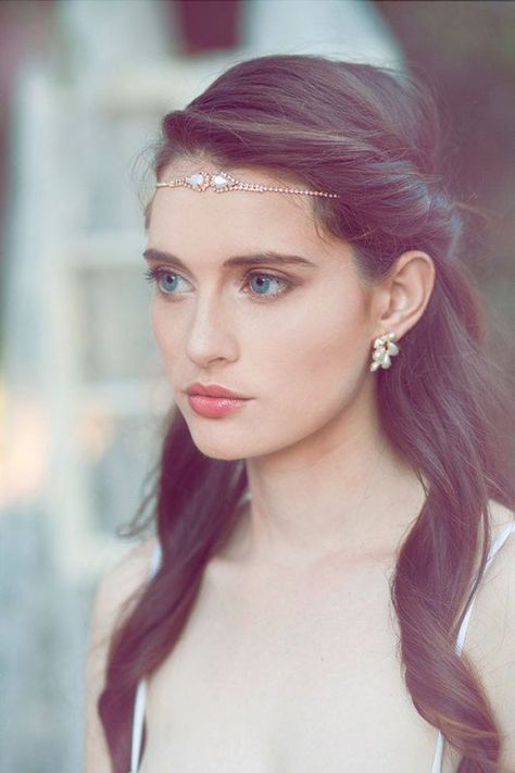 Boho Forehead Bands & Beautiful Halo Crowns. This model is stunning! | Bridal Style see more at http://www.wantthatwedding.co.uk/2014/11/04/boho-forehead-bands-halo-crowns/ Wedding Halo Headpiece, Bridal Halo Headpiece, Wedding Circlet, Crystal Bridal Headpiece, Wedding Hairstyles Bride, Bridal Hair Headpiece, Bride Necklace, Elegant Wedding Hair, Bride Headpiece