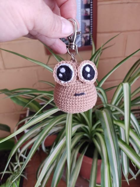 Amigurumi Aesthetic, Keychain Patterns, Crochet Keychain Pattern, Pola Amigurumi, Mode Crochet, Kawaii Crochet, Crochet Business, Crochet Fashion Patterns, Fun Crochet Projects