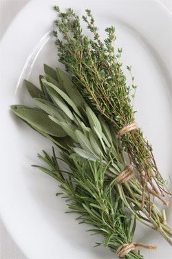 Selling Fresh Herbs, Selling Herbs For Profit, Selling Herbs At Farmers Market, Herb Farm Business, Herb Business Ideas, Selling Herbs, Herb Business, Herb Blends, Cottage Food