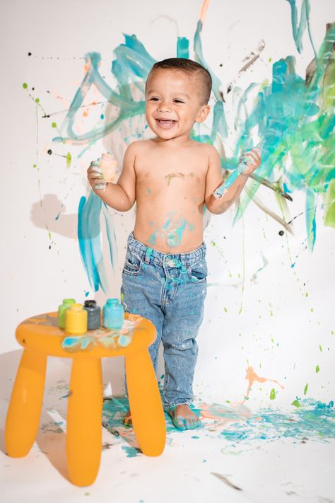 Third Birthday Photoshoot Boy, 3rd Birthday Pictures, Birthday Photoshoot Ideas Boys, 3rd Birthday Party For Boy, Photoshoot Boy, 2nd Birthday Photos, Indoor Photoshoot, Toddler Painting, Toddler Photoshoot