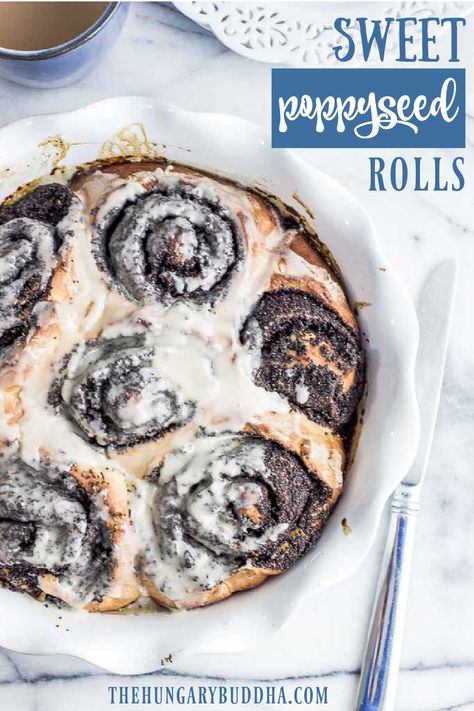 Poppyseed Cinnamon Rolls, Poppy Seed Desserts, Poppyseed Rolls Recipe, Poppyseed Roll, Poppy Seed Dessert, Viennese Biscuits, Simple Icing, Cinnamon Icing, Babka Recipe