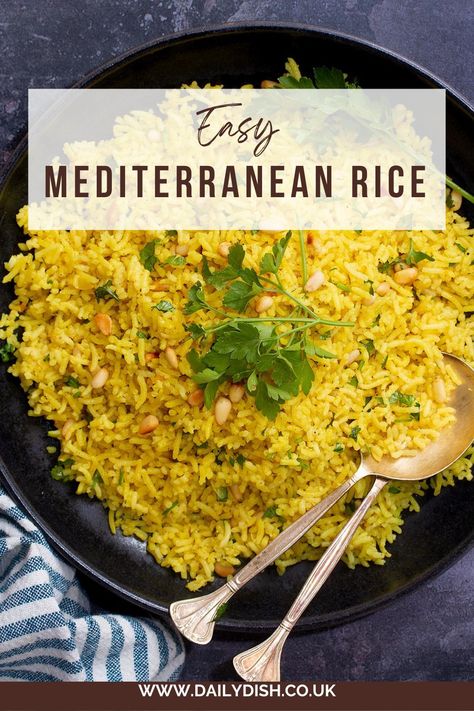 Mediterranean rice Mediterranean Rice Recipe, Mediterranean Rice, Vegetarian Recepies, Mediterranean Recipes Healthy, Rice Side Dish Recipes, Mediterranean Diet Recipes Dinners, Easy Mediterranean Diet Recipes, Rice Side Dishes, Mediterranean Dishes