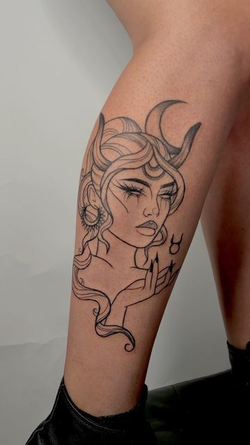 Tattoo Designs In Hand, Tattoo Designs Taurus, Hands Tattoo Design, Taurus Bull Tattoos, Back Of Leg Tattoos, Gotik Tattoo, Taurus Tattoo, Dragon Tattoo For Women, Taurus Tattoos