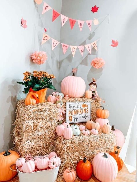 Fall Baby Shower Decor, Pumpkin Theme Baby Shower, Lil Pumpkin Baby Shower, November Baby Shower, Thanksgiving Baby Shower, Pink Pumpkin Baby Shower, Fall Baby Shower Themes, October Baby Showers, Bebe Shower