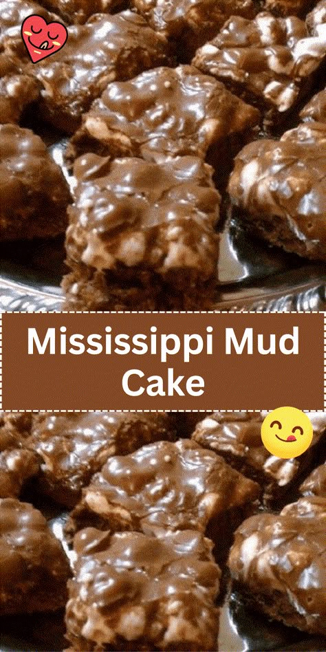 Mississippi Mud Cake Mississippi Mud Cake With Box Cake, Mud Pie Decor, Making Deserts, Whoopi Pies, Heavenly Cake, Crowd Recipes, Deep Dish Cookie, Mississippi Mud Cake, Mud Cake Recipes