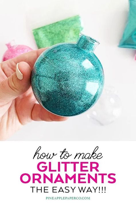 Christmas Balls Diy, Diy Glitter Ornaments, Glitter Crafts Diy, Christmas Glitter Ornaments, Glitter Projects, Clear Plastic Ornaments, Glitter Ornaments Diy, How To Make Glitter, Easy Ornaments