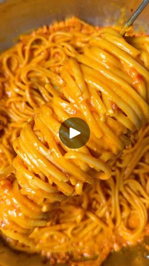 Spicy Pasta, Dinner Delicious, Pasta Food, Pasta Ingredients, Chili Paste, Egg Yolks, Food Dinner, Noodle Recipes, Linguine