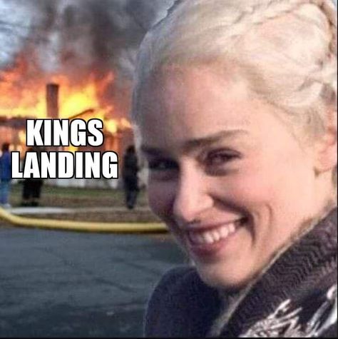 26 Funny Game of Thrones Memes That Might Help the Burn of Season 8   #funnypics #gameofthrones #got #gotmemes #memes Funny Game Of Thrones, Game Of Thrones Jokes, Kings Landing, Game Of Thrones Meme, Game Of Thrones Facts, Game Of Thrones Poster, Game Of Thrones 3, Got Game Of Thrones, Game Of Thrones Quotes