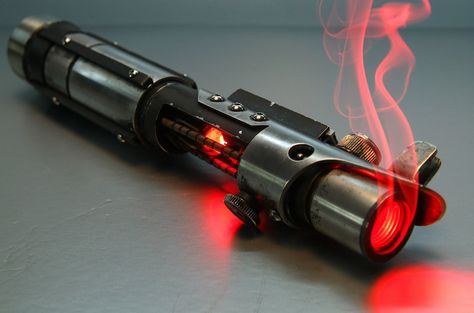 Smoking lightsaber Sabre Laser, Star Wars Character, Classic Star Wars, Star Wars Light Saber, Mark Hamill, Star Wars Wallpaper, Harrison Ford, Star Wars Characters, Obi Wan