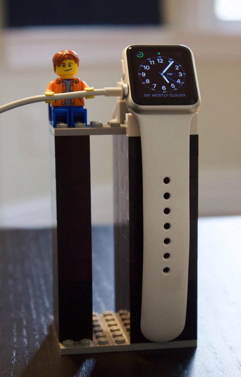 Lego Diy Crafts, Diy Lego, Apple Watch Stand, Lego Display, Lego Diy, Lego Activities, Lego Craft, Lego Man, Lego Creative