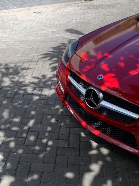 Red Mercedes Benz Aesthetic, Red Mercedes Benz, Red Mercedes, Mercedes Convertible, Fashion Aesthetic Instagram, Driving Fast, Car Mercedes, Mercedes Car, Brown Interior