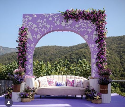 Purple Haldi Decor, Indoor Haldi Decor Ideas, Mehndi Backdrop, Haldi Theme, Haldi Backdrop, Lavender Wedding Decorations, Couple Seating, Beach Wedding Setup, Lilac Decor